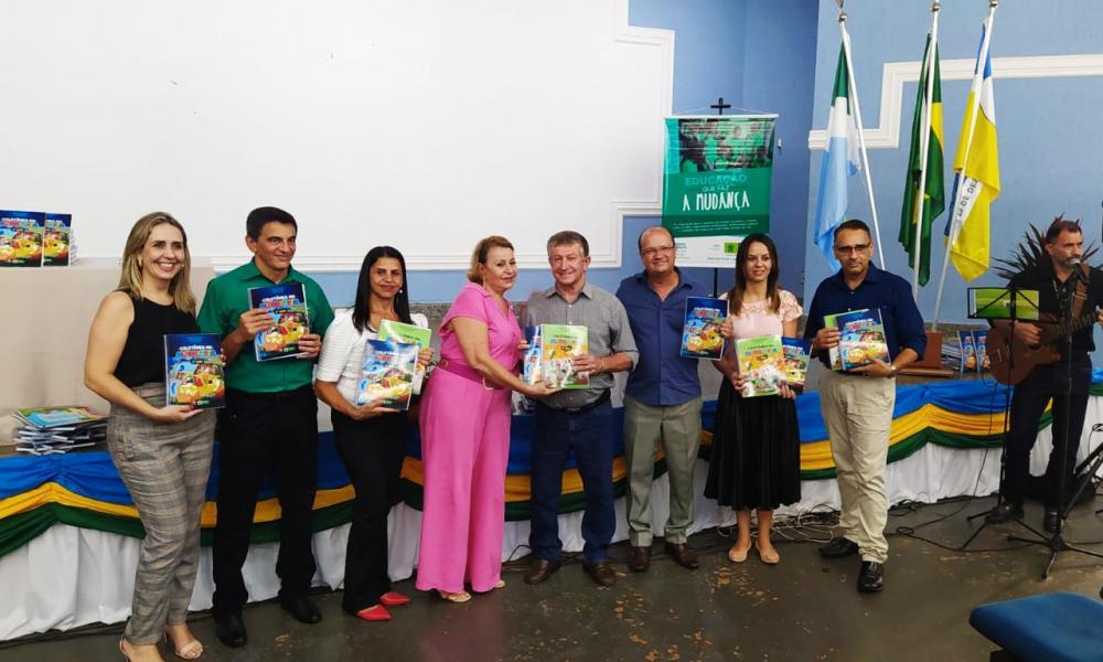 - Acessoria de Comunicação