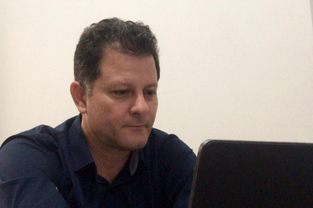 Devido a atendimentos em Dourados, deputado participou da sessão desta terça-feira (3) de forma remota / Foto: Assessoria