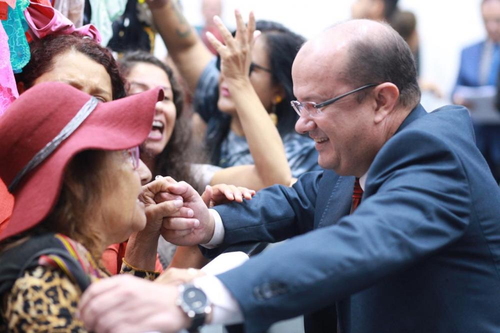 Pesquisa mostra Barbosinha entre os 10 mais cotados para deputado estadual