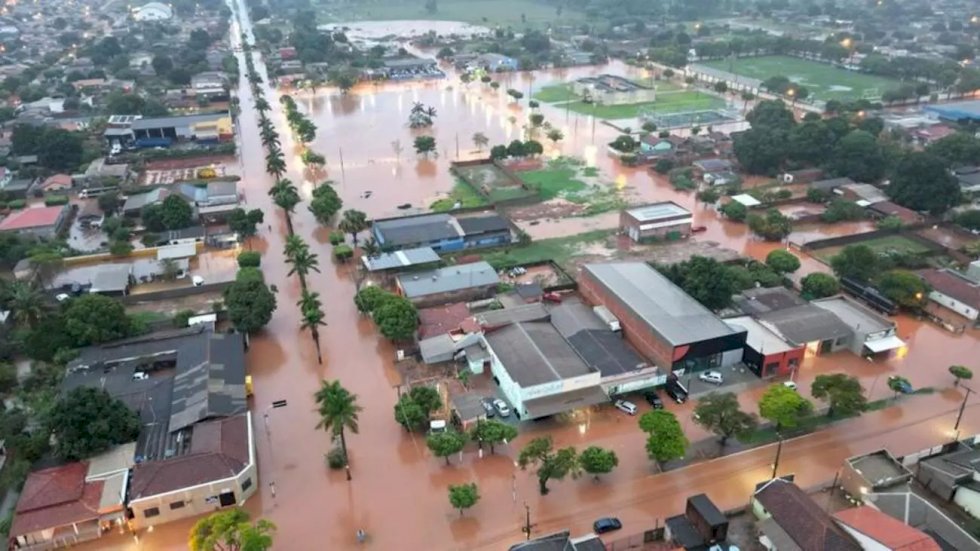 Batayporã na tarde da última quinta-feira (Foto: Nova News)