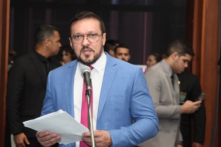 O deputado Lucas de Lima apresentou projeto que assiste a saúde dos alunos da rede estadual de ensino