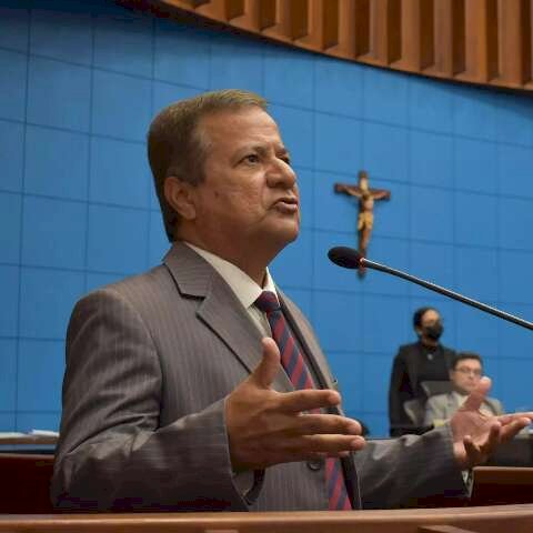 Amarildo Cruz durante sessão na Assembleia Legislativa. (Foto: Luciana Nassar)