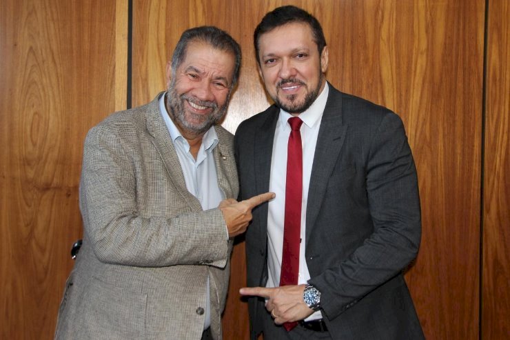 Ministro da Previdência e Presidente Licenciado do PDT Nacional, Carlos Lupi e deputado Lucas de Lima. (Fotos: Assessoria)