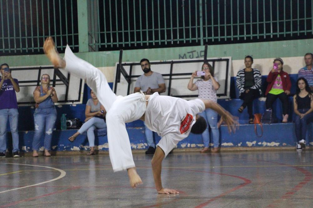 Trata-se do projeto “O Patrimônio Cultural através de um website: cidade, cultura e história” (FUNDECT/PICTEC 2022-2023), com a atividade intitulada “Diálogos patrimoniais: capoeira”