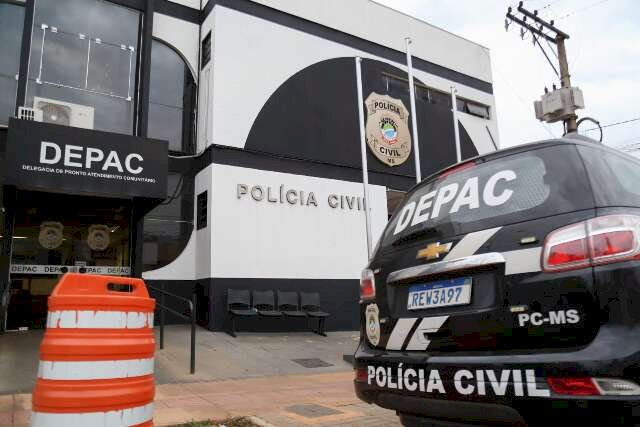 Fachada da Depac Centro, onde boletim de ocorrência foi registrado (Foto: Alex Machado)