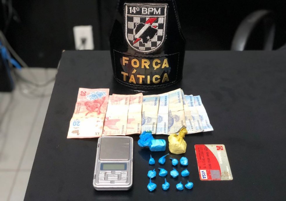 Dinheiro e drogas apreendidas pela PC de Deodápolis - Foto: Divulgação