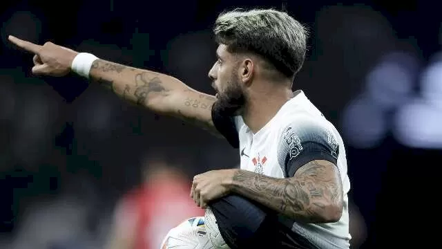 O centroavante Yuri Alberto com a posse da bola. (Foto: Rodrigo Coca/Corinthians)