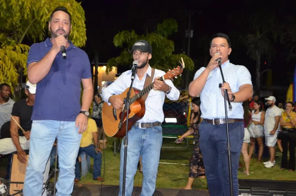 Fotos/ Fábio Menezes e Elvis Moreira/ RegiaoOnline