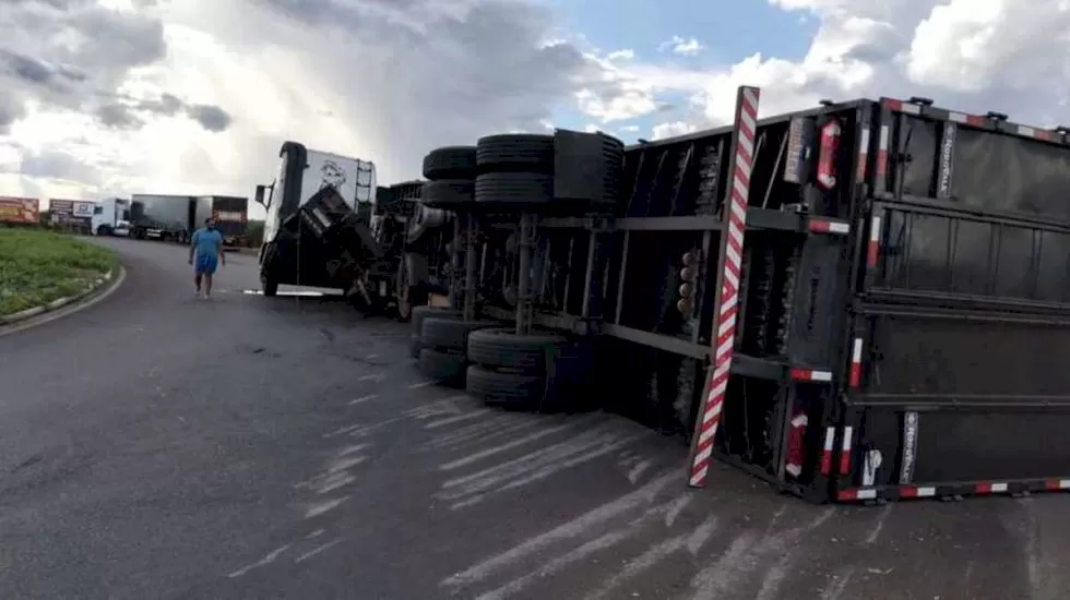 As causas do acidente serão investigadas / Ueslei Cheiroso/Nova News