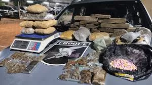 O rapaz e adolescentes são primos - Foto: Divulgação, Batalhão do Choque