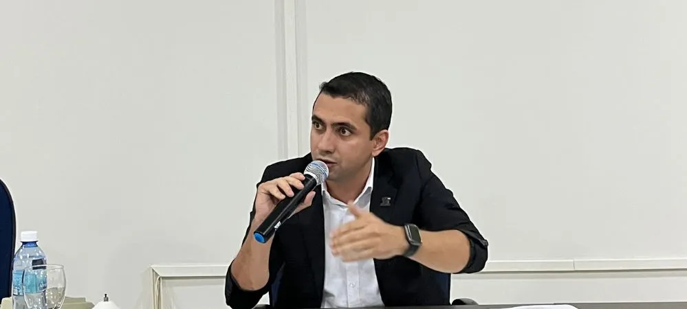 CARLOS DE LIMA NETO JUNIOR (JUNINHO LIMA)