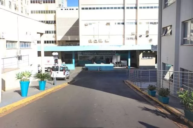 Fachada do Pronto Atendimento da Santa Casa, com entrada pela Rui Barbosa (Foto: Arquivo/Paulo Francis)