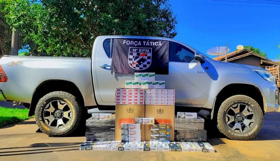 Caminhonete que o suspeito conduzia - Foto: Polícia Militar/Divulgação