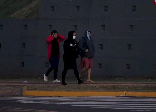 Céu claro desta manhã na Capital deve predominar ao longo do dia (Foto: Direto das Ruas)