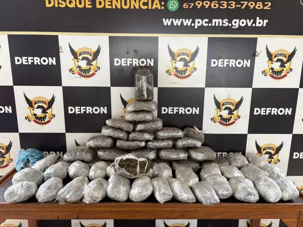 O suspeito foi autuado em flagrante e encaminhado à sede da Defron, onde o caso segue sendo investigado. - Crédito: Polícia Civil