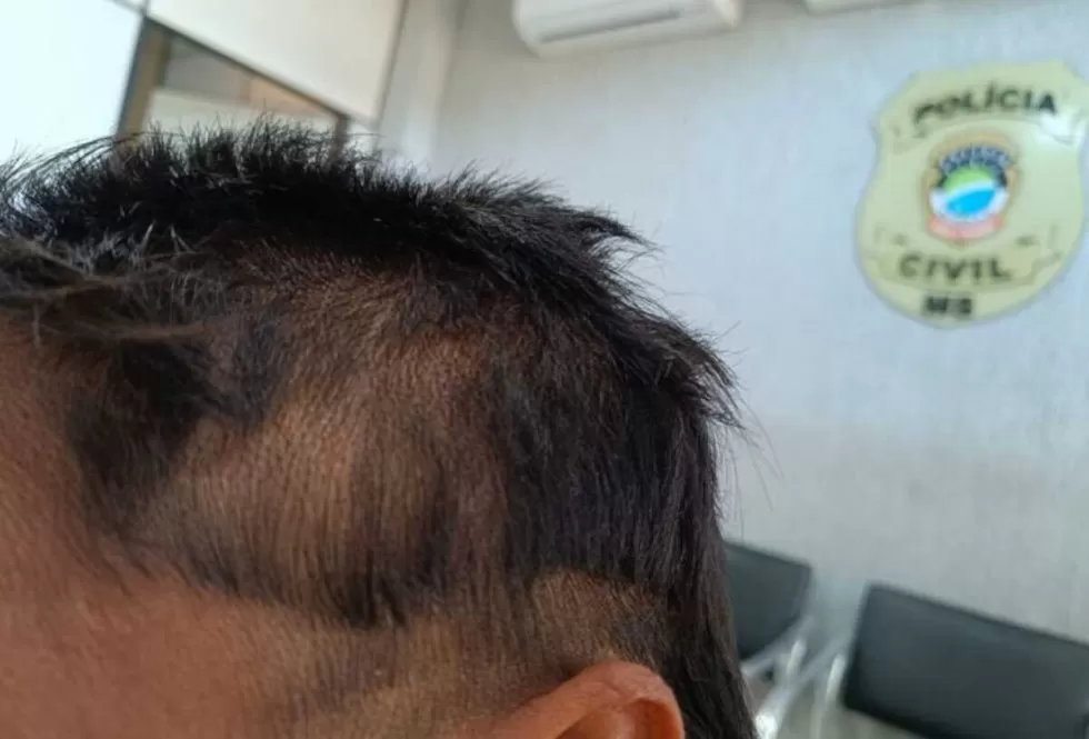 A vítima teve o cabelo cortado pelo autor - Foto: Divulgação