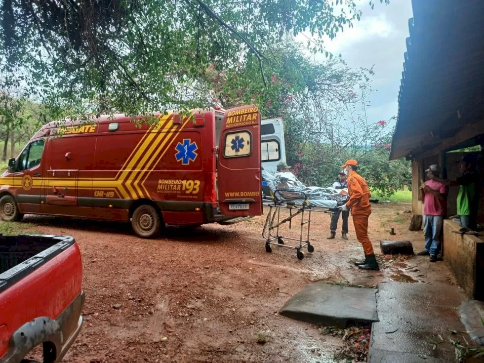 Resgate de homem que estava desaparecido há quatro dias em Bonito (Foto: reprodução, Corpo de Bombeiros)