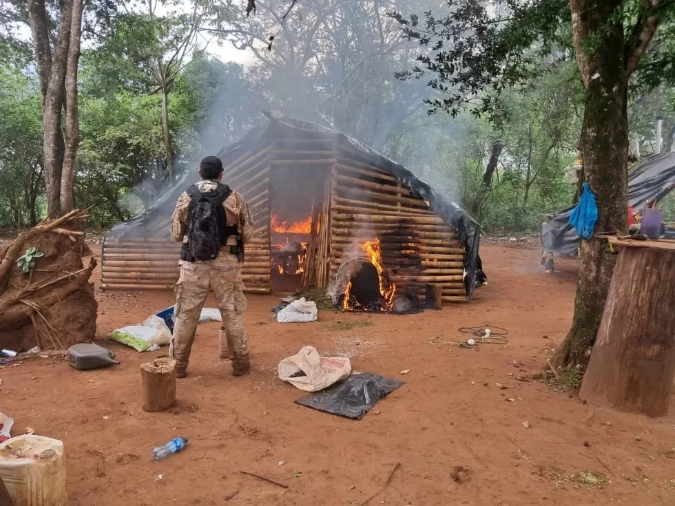 A operação foi conduzida pelos agentes paraguaios - Foto: Policía Nacional del Paraguay