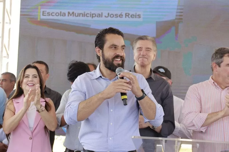 Prefeito jean Gomes durante recente evento em Deodáplis - Foto: Assecom