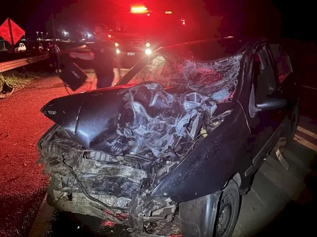 Palio onde estavam as crianças e Fernanda ficou destruído (Foto: Eliton Chaves | 24h News)