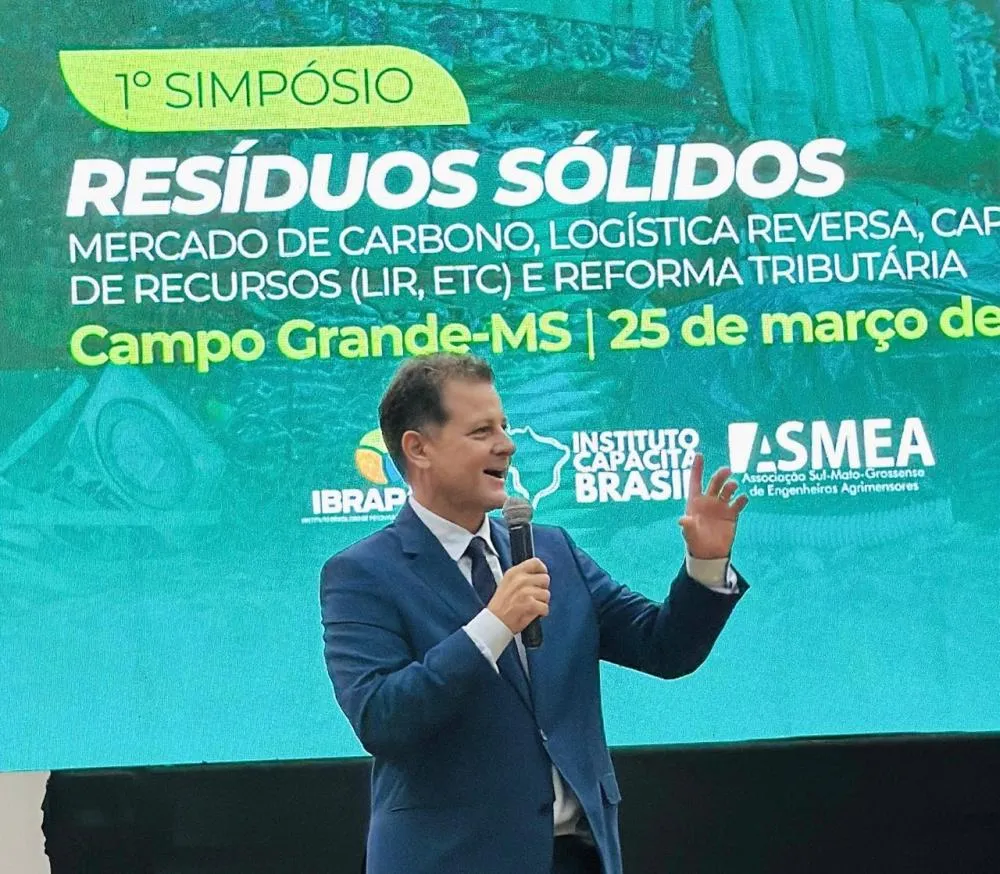 Parlamentar abordou desafios práticos da gestão de resíduos e defendeu o fortalecimento de ações integradas entre poder público, setor produtivo e sociedade