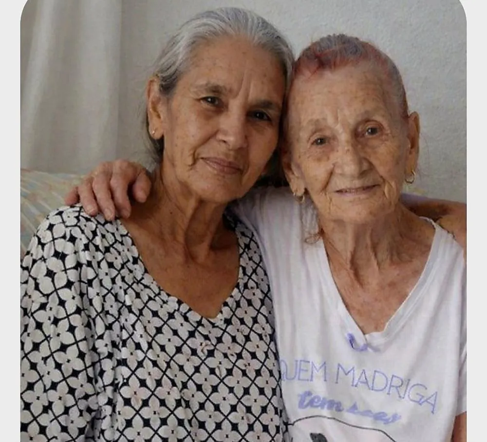 Fabio Menezes homenageia mãe, avó e todas as mães neste Dia das Mães