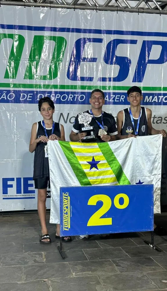 VEREADORES ESTANISLEY COSTA E CLEIDE DALLA VALLE PARABENIZAM ATLETAS E PROFESSOR POR VICE-CAMPEONATO NOS JOGOS ESCOLARES DE MS
