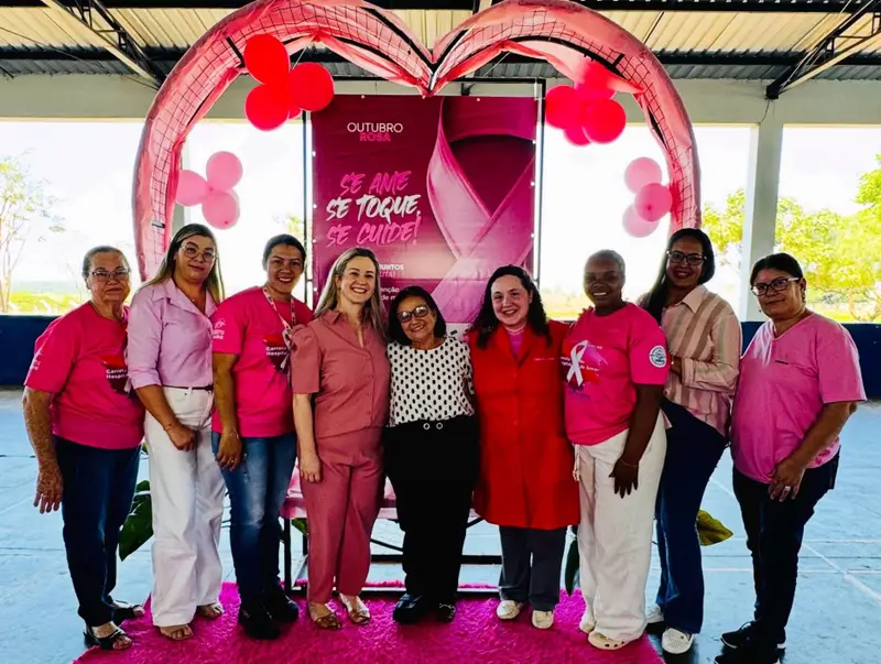 Em Jateí, prefeita cumprimenta equipe e acompanha atendimentos na carreta do Hospital de Amor